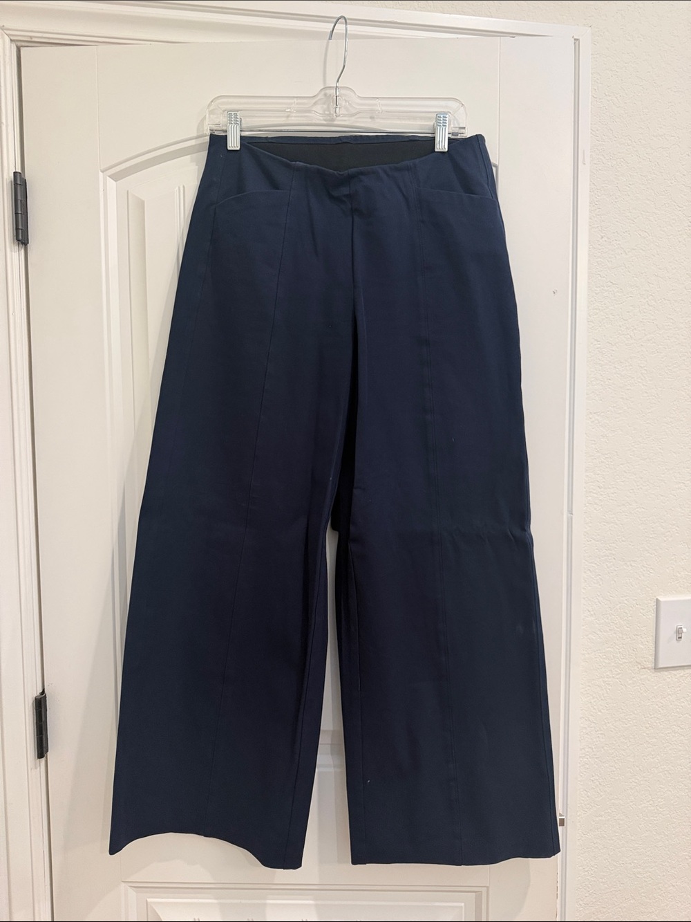 Old Navy Navy Wide-Leg Pants